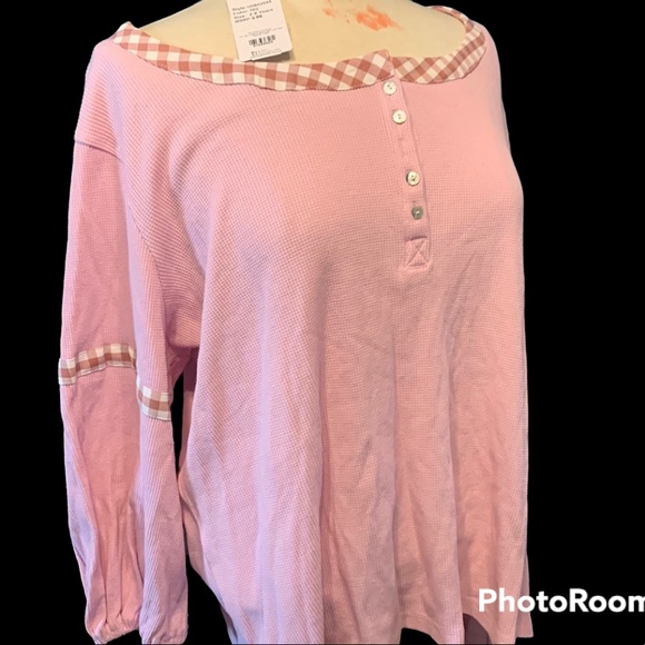 🟡2/$15⭐️Women 2x long sleeve shirt by Suzanne Betro - Picture 7 of 9